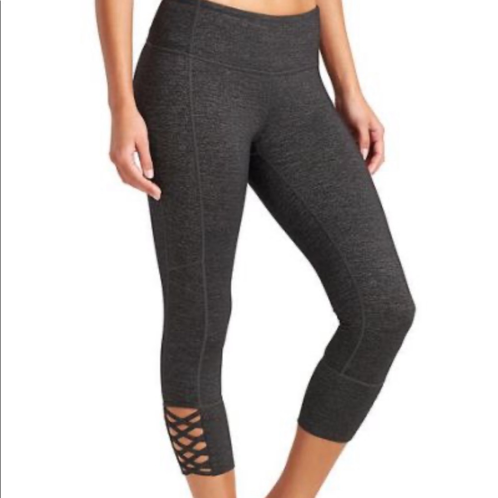 Athleta Mind Over Mat Capri Legging